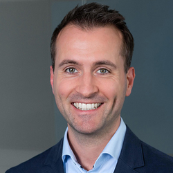 Dr. Christopher Paschmann